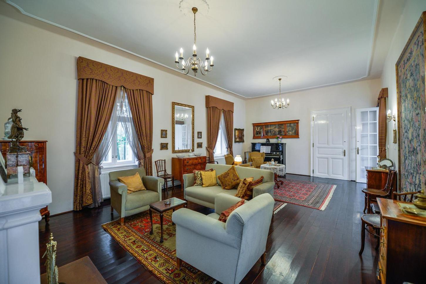Hotel Pronay-Kastely Alsopeteny Pokoj fotografie