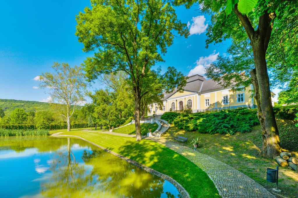 Hotel Pronay-Kastely Alsopeteny Exteriér fotografie